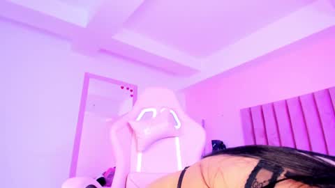 Sussan Nicole  online show from September 29, 12:15 pm