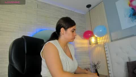   online show from May 21, 12:11 pm