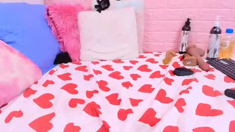 suzan_30 online show from June 11, 12:32 am