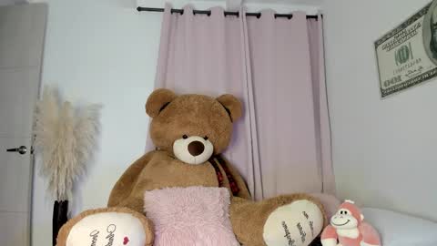 Snapshot of suzan__cooper2 chatting on October 23, 11:16 pm suzan__cooper2 online show from October 23, 11:16 pm