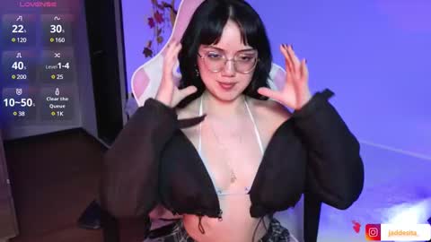 Snapshot of suzumi_ chatting on January 5, 12:20 am Jadde  online show from January 5, 12:20 am