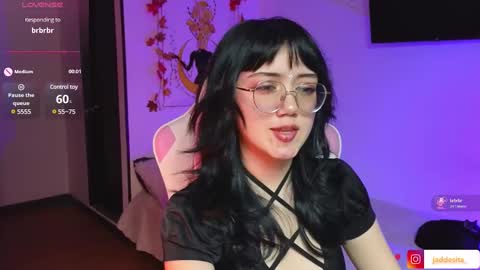 Snapshot of suzumi_ chatting on December 27, 6:10 pm Jadde  online show from December 27, 6:10 pm