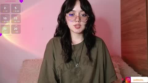 Snapshot of suzumi_ chatting on February 11, 8:05 am Jadde  online show from February 11, 8:05 am