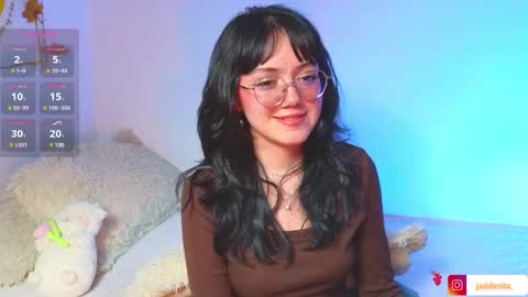 Snapshot of suzumi_ chatting on January 15, 9:02 am Jadde  online show from January 15, 9:02 am
