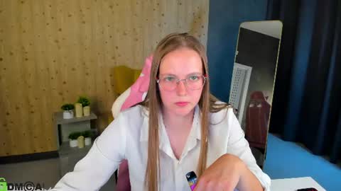 Emma online show from July 21, 4:58 am