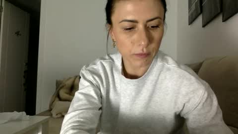 ALBA online show from November 17, 6:54 pm