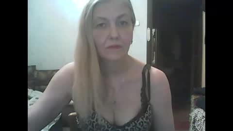 sweet4blonde67 online show from January 29, 5:56 pm