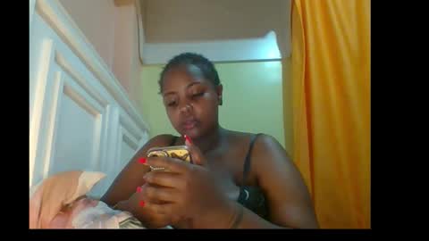 sweet52537 online show from December 1, 11:03 pm