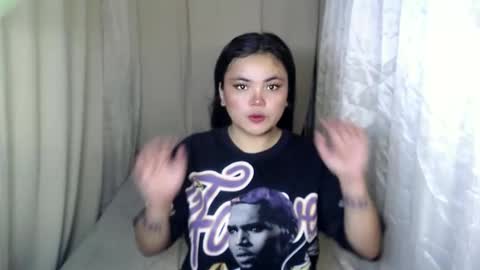 sweet_ally69 online show from January 24, 9:28 am