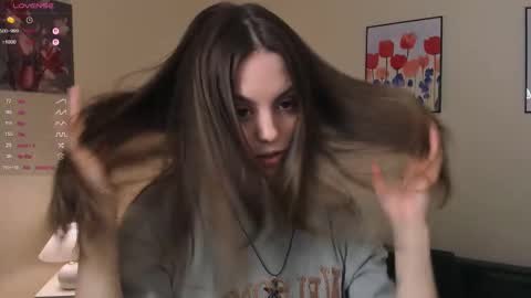 Alice online show from December 3, 7:09 am