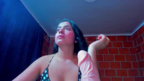 sweet and hot alaia online show from February 13, 2:26 am