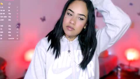 Stephanie online show from December 22, 12:56 pm