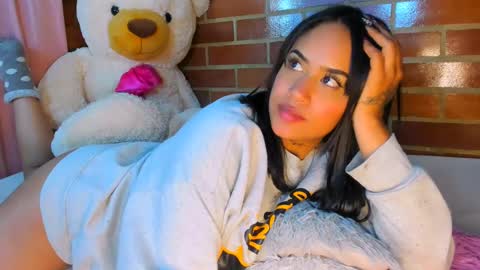 Stephanie online show from March 9, 4:27 am