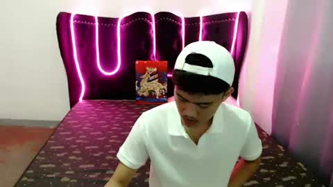 sweet_asians_fucker21 online show from January 14, 5:48 am