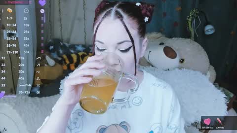 Snapshot of sweet_ass_nuka chatting on October 18, 6:45 pm sweet_ass_nuka online show from October 18, 6:45 pm