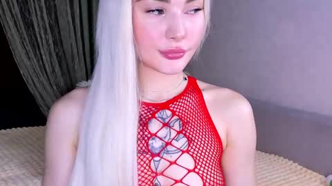 Alice online show from May 23, 6:04 pm