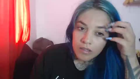 Bubbles online show from February 21, 10:04 pm