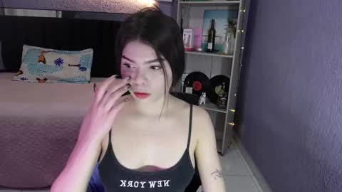 Candy online show from November 2, 2:39 pm