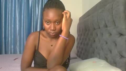 Camila online show from November 9, 5:11 am