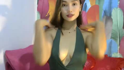 candy online show from April 1, 7:31 am