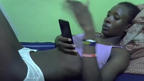 sweet_candie01 online show from December 19, 5:25 am