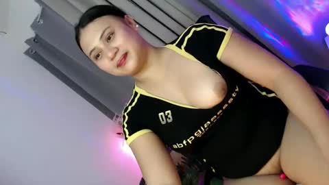 sweet_candyxz online show from February 16, 8:01 am