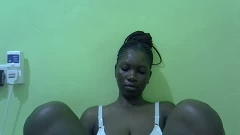 sweet_cherie1 online show from June 2, 6:21 pm