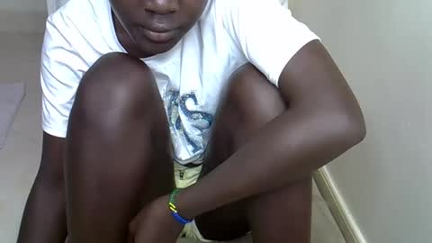 sweet_diva19 online show from January 7, 4:28 am