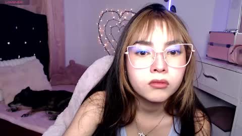 Hannah online show from May 26, 2:50 am