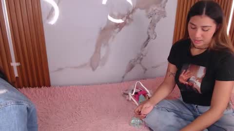 Snapshot of sweet_lee2 chatting on October 21, 12:54 pm carollay online show from October 21, 12:54 pm