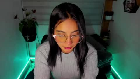 Lina online show from April 15, 1:31 am