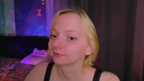 Lana online show from May 18, 5:19 pm