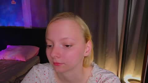 Lana online show from May 17, 5:22 pm