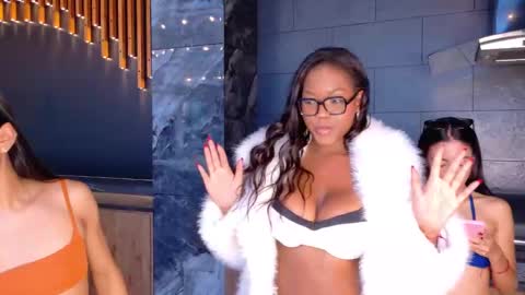 sweet_mafee online show from October 26, 10:31 pm