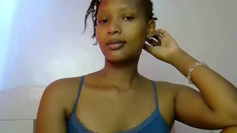 Linda online show from May 27, 5:26 am