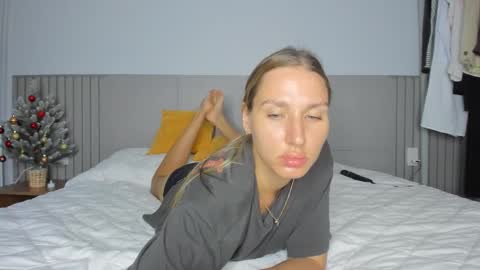 Sofi online show from December 23, 9:59 am