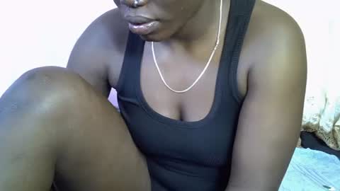 Lisa online show from December 3, 7:42 am