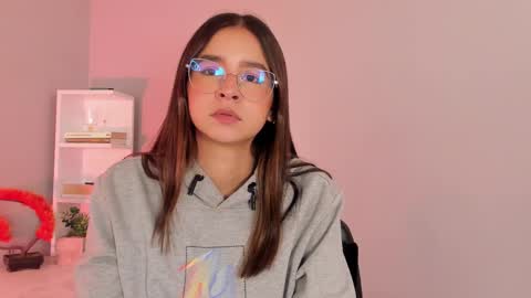 Sweet Obsession online show from September 9, 8:20 pm