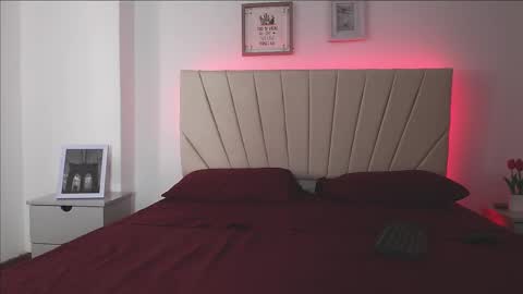 sweet_paradisex5 online show from November 18, 11:24 am