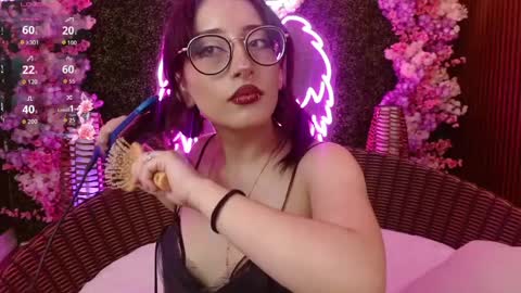 Roxanee online show from April 2, 8:49 pm