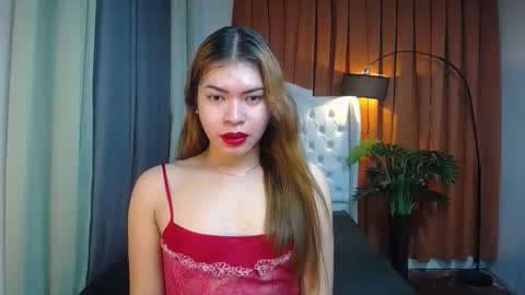 sweet_trexie online show from January 19, 2:32 am