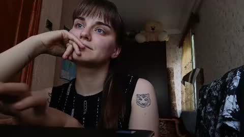 sweetalina13 online show from June 19, 3:18 pm