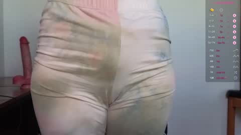 Sweet Dee online show from September 9, 1:33 pm