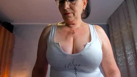 Viorica online show from May 20, 2:08 am