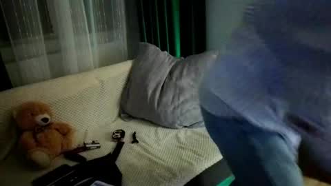 Ania online show from May 10, 9:32 pm