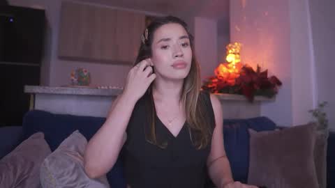 Camila online show from November 27, 10:28 pm