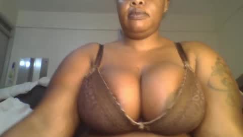 sweetbaby46 online show from April 23, 3:14 am