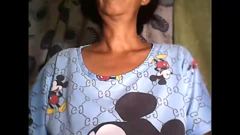 Snapshot of sweetbella24 chatting on October 8, 1:28 pm im anne online show from October 8, 1:28 pm