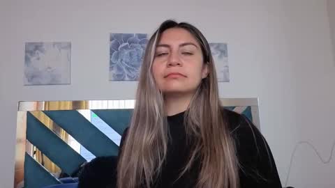 Cinthia online show from October 22, 1:02 pm
