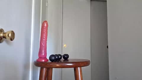 Snapshot of sweetboy842 chatting on March 3, 6:03 pm sweetboy842 online show from March 3, 6:03 pm